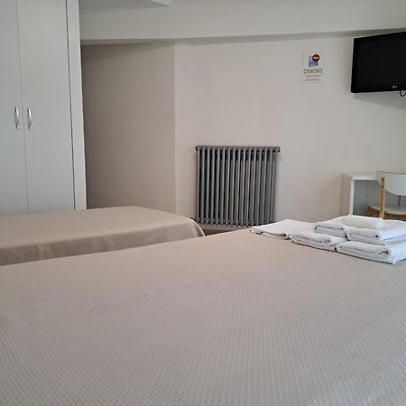 Pension Iruna Santurtzi Exteriör bild