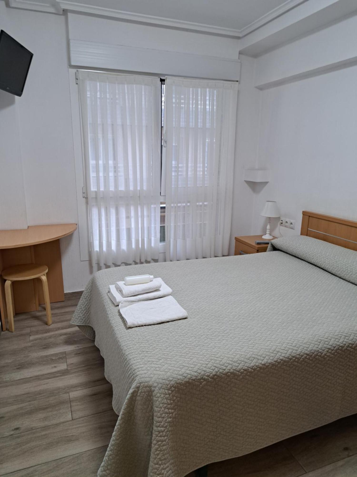 Pension Iruna Santurtzi Exteriör bild