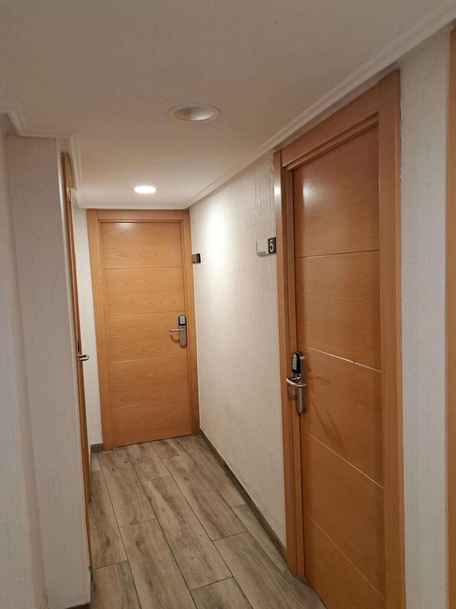 Pension Iruna Santurtzi Exteriör bild