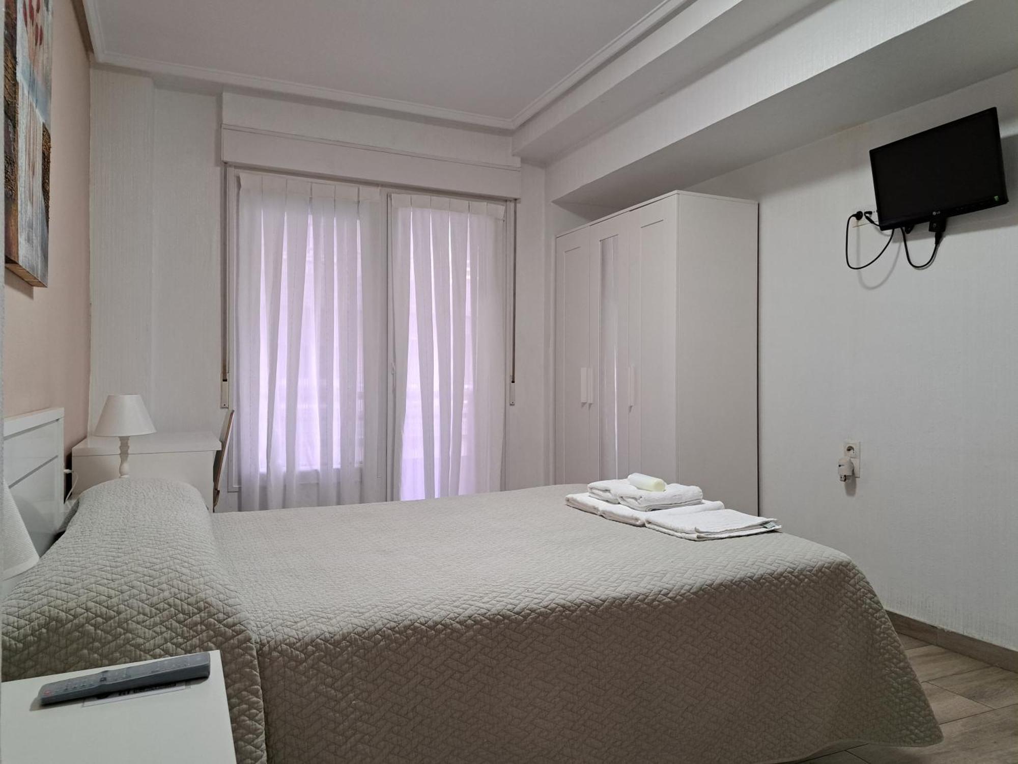 Pension Iruna Santurtzi Exteriör bild