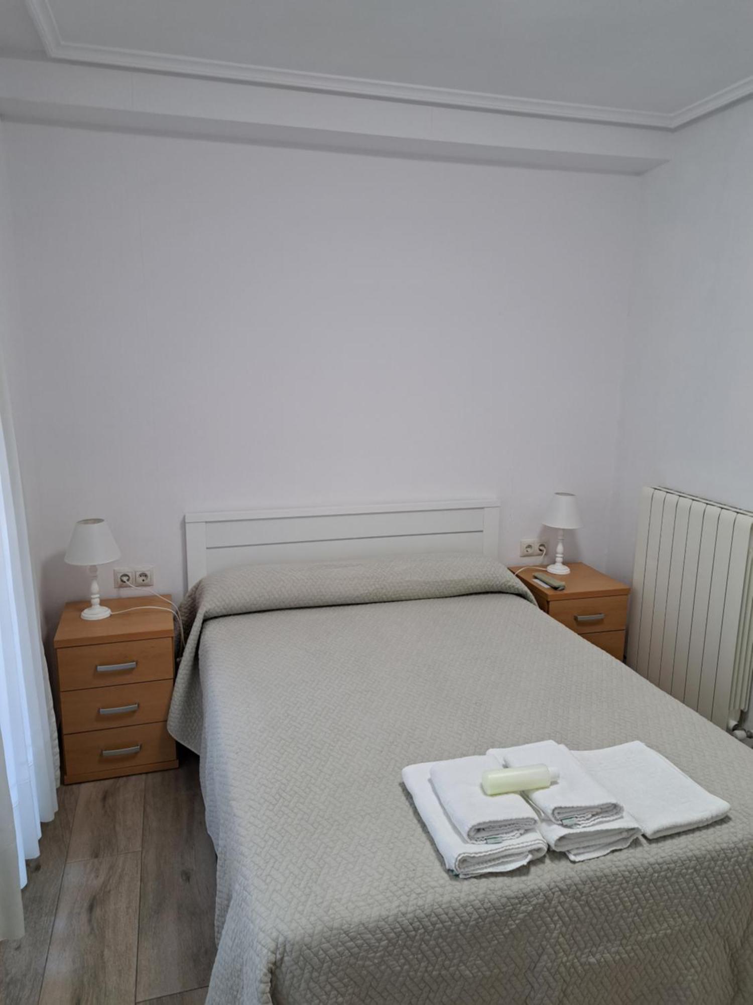 Pension Iruna Santurtzi Exteriör bild