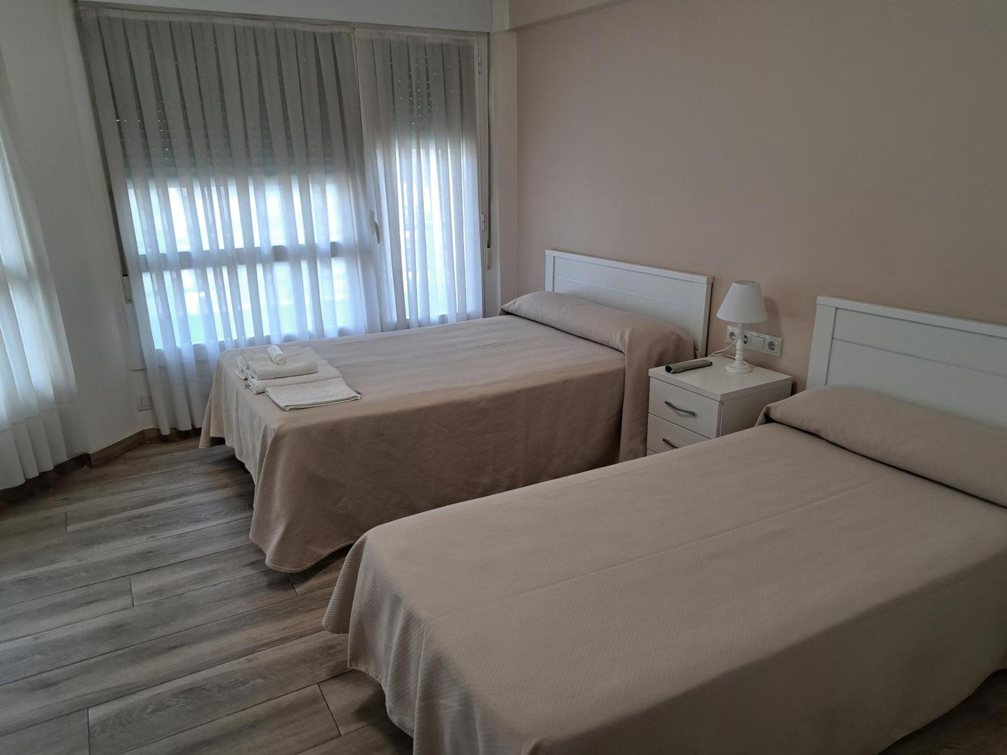 Pension Iruna Santurtzi Exteriör bild
