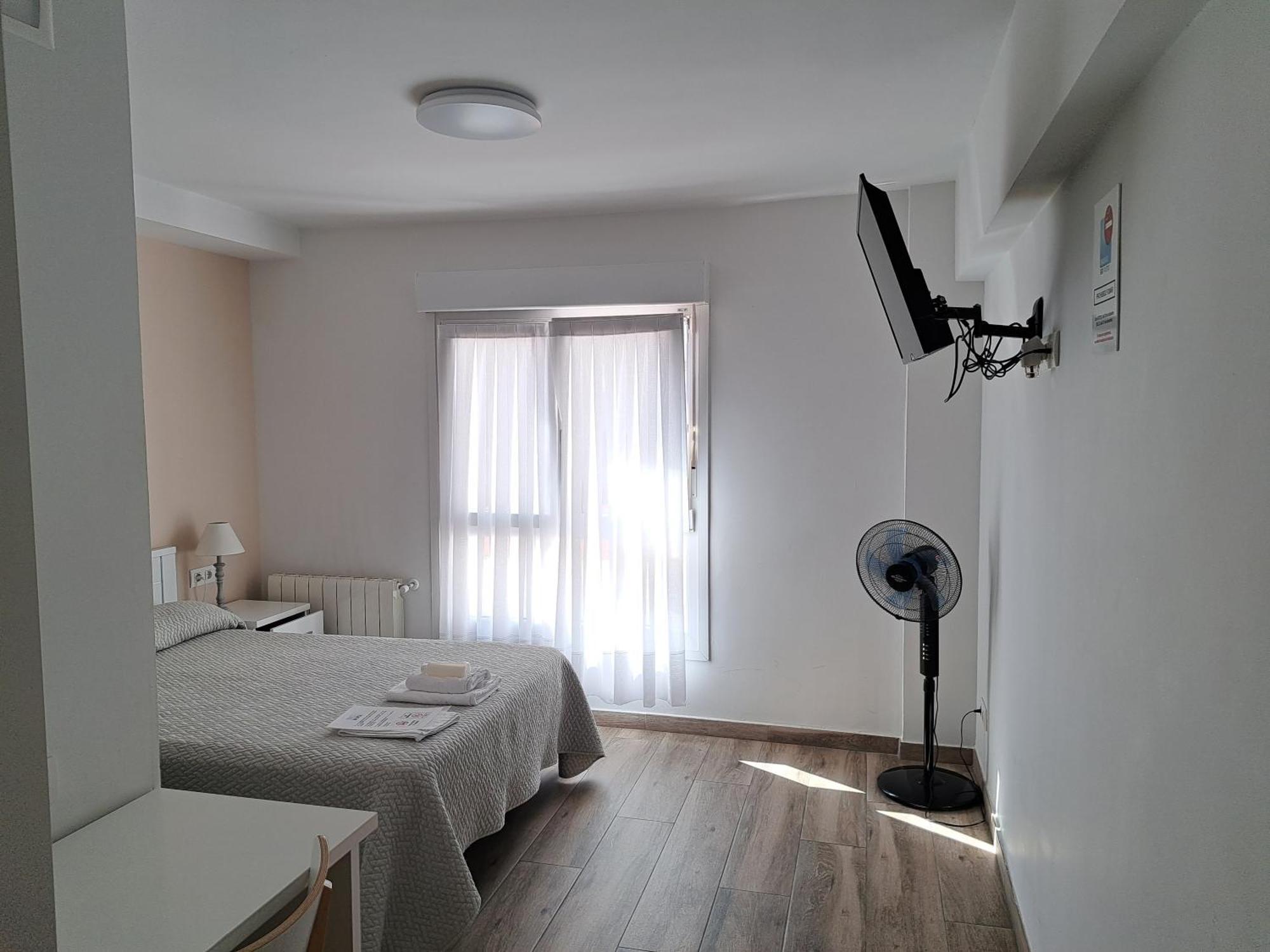 Pension Iruna Santurtzi Exteriör bild