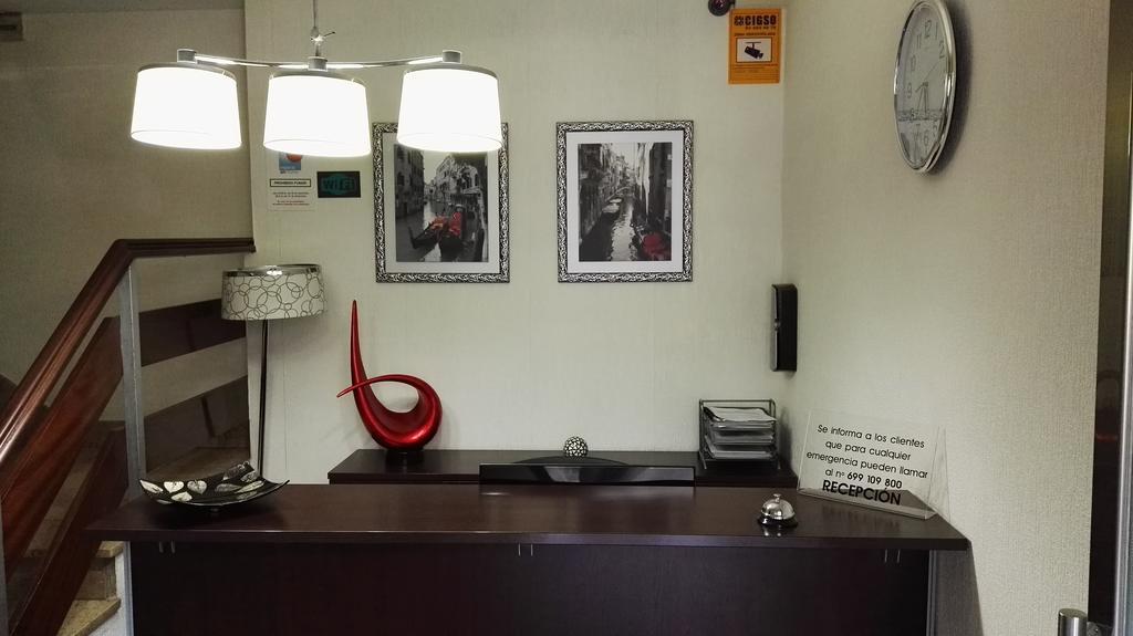 Pension Iruna Santurtzi Exteriör bild